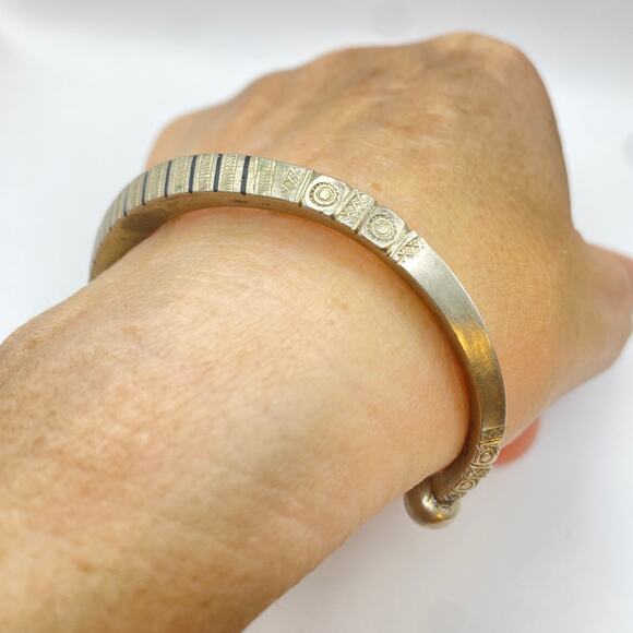 Signed TUAREG African Bracelet Coin Silver Tribal Ethnic Boho Unisex 7 1/2" - Picture 2 of 11